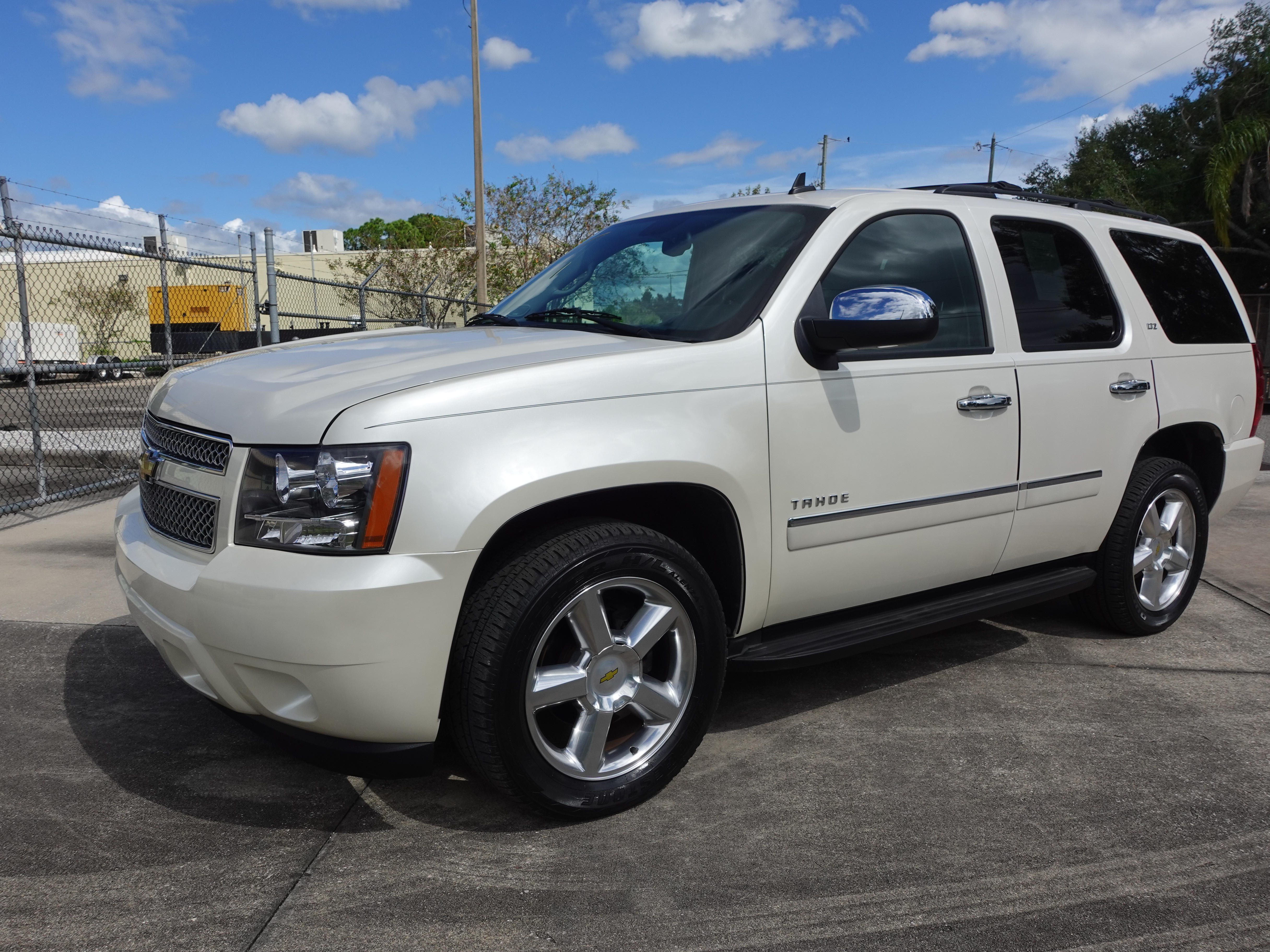 2011 Chevrolet Tahoe 1500 LTZ 2WD 10995