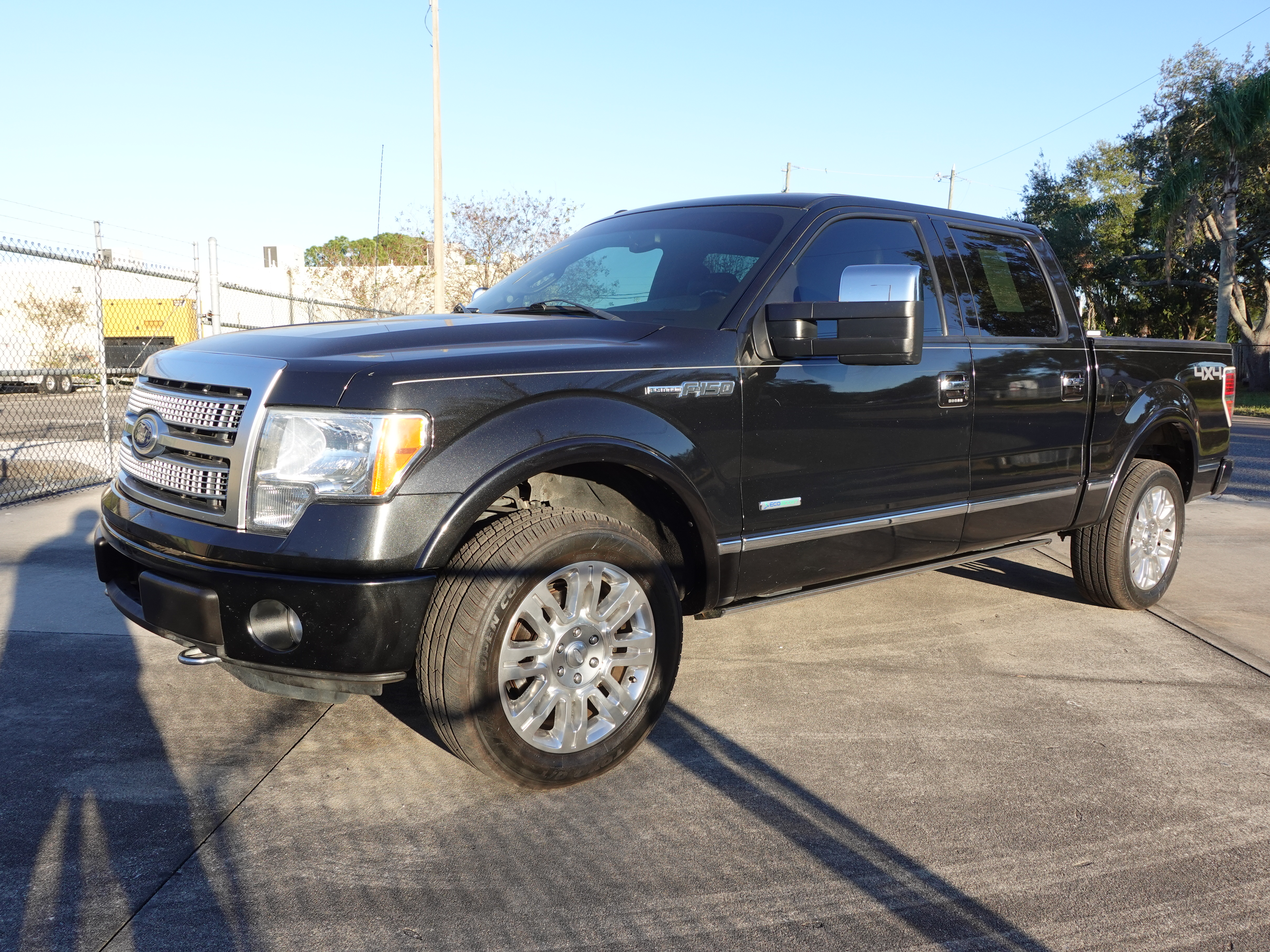2012 Ford F-150 Platinum 4X4 14995