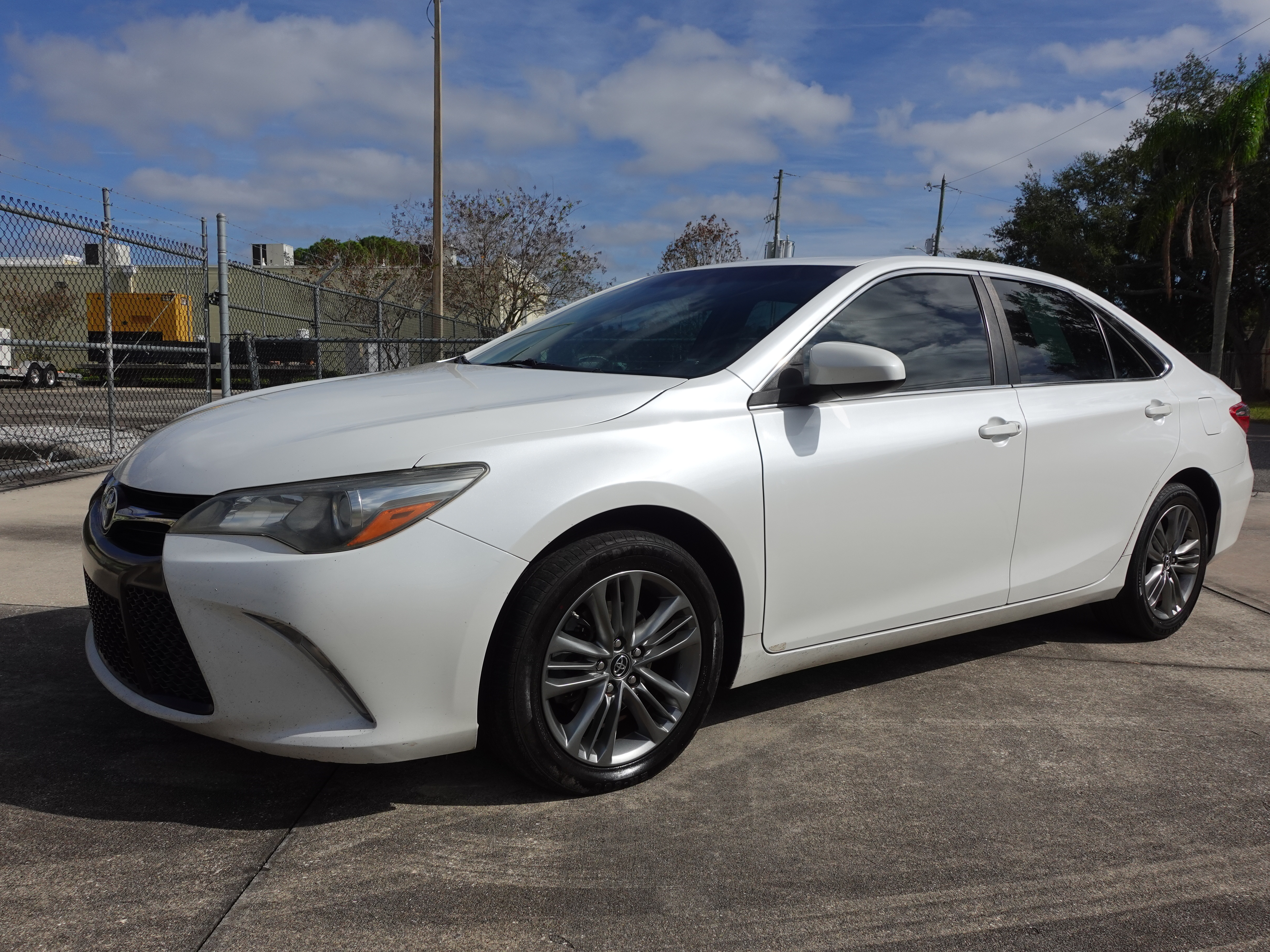 2017 Toyota Camry SE 7995