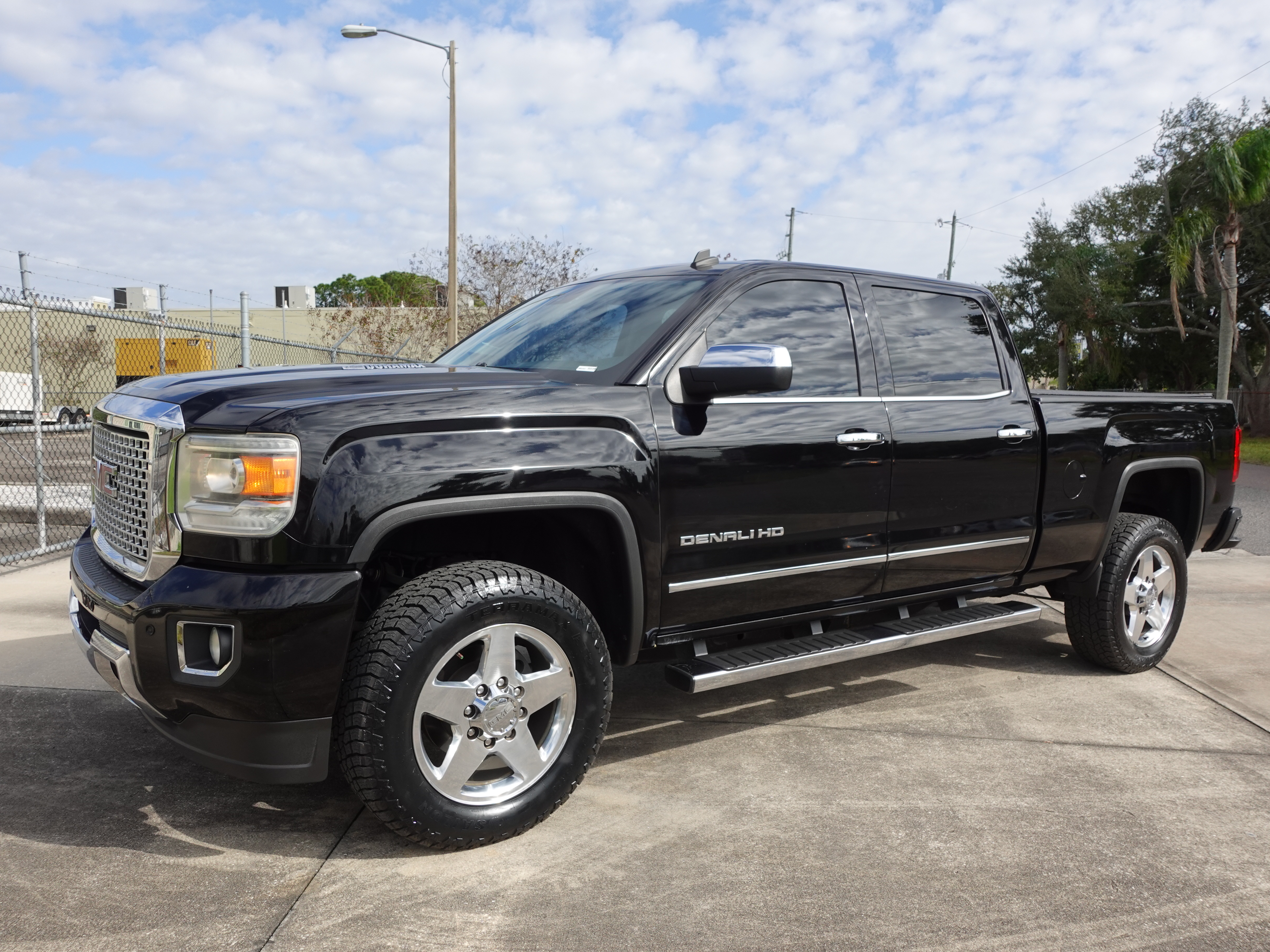 2015 GMC Sierra 2500 Denali HD Denali's photo