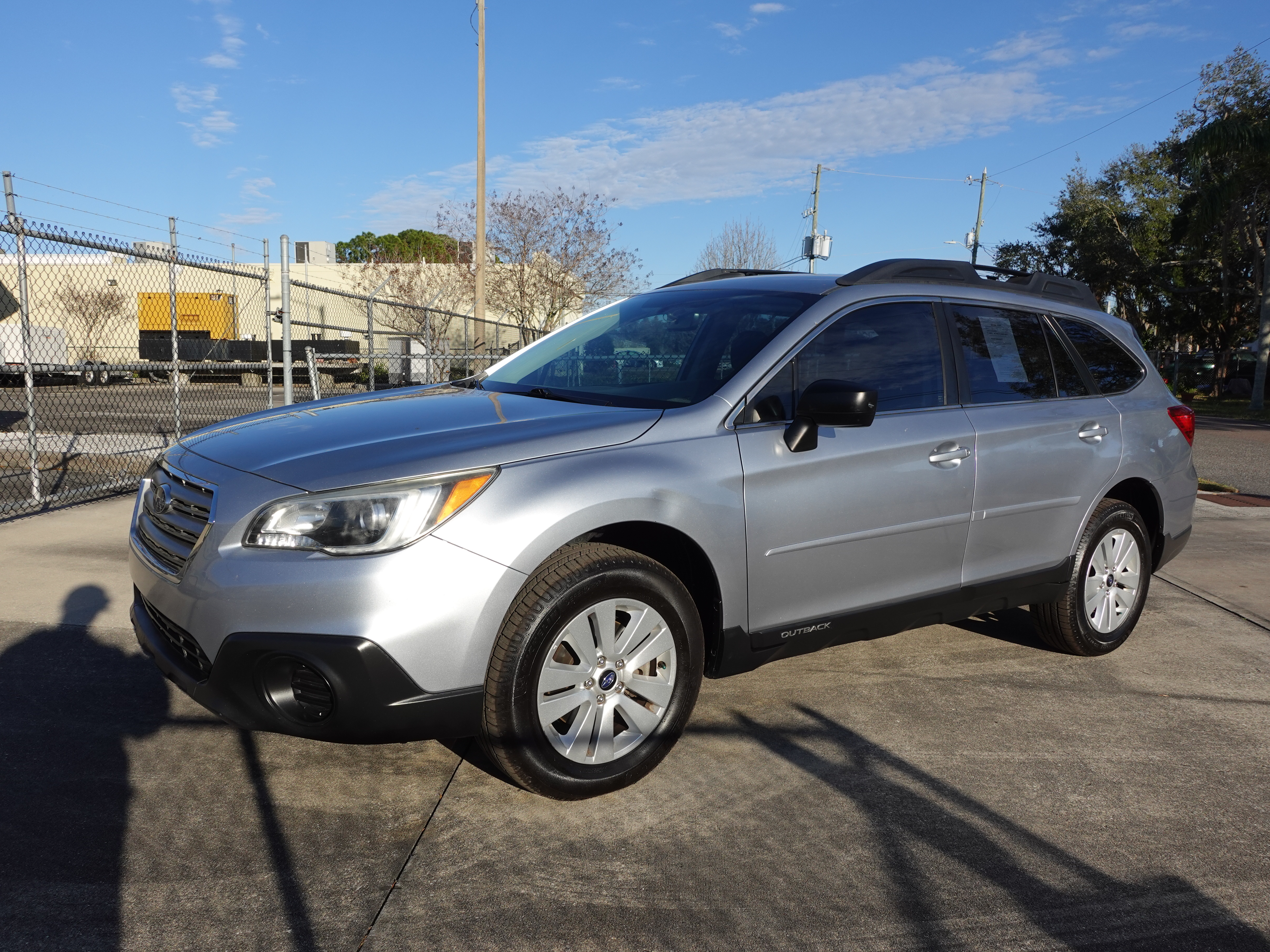 2017 Subaru Outback 2.5i 11995