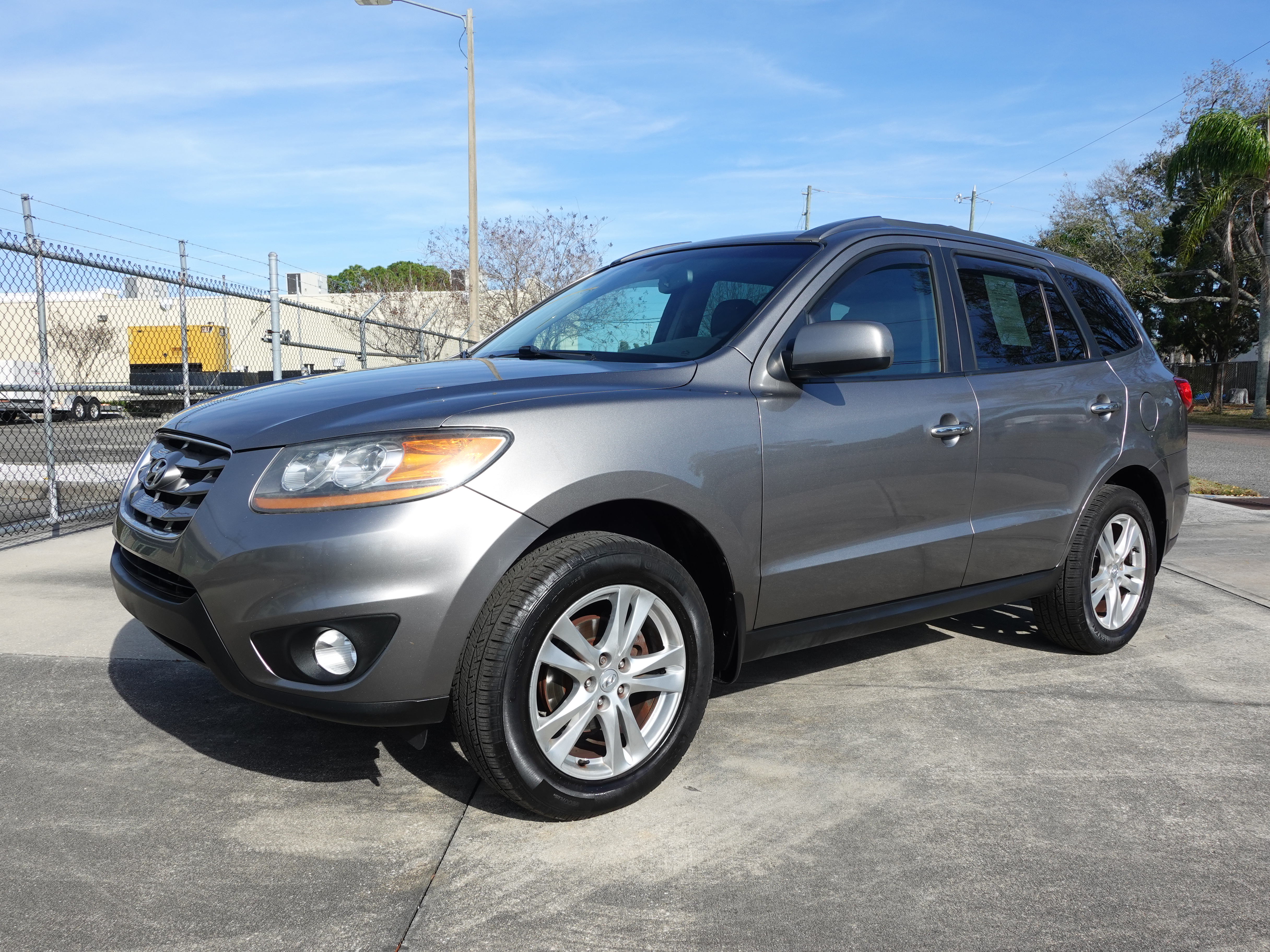 2011 Hyundai Santa Fe Limited 2WD 5995
