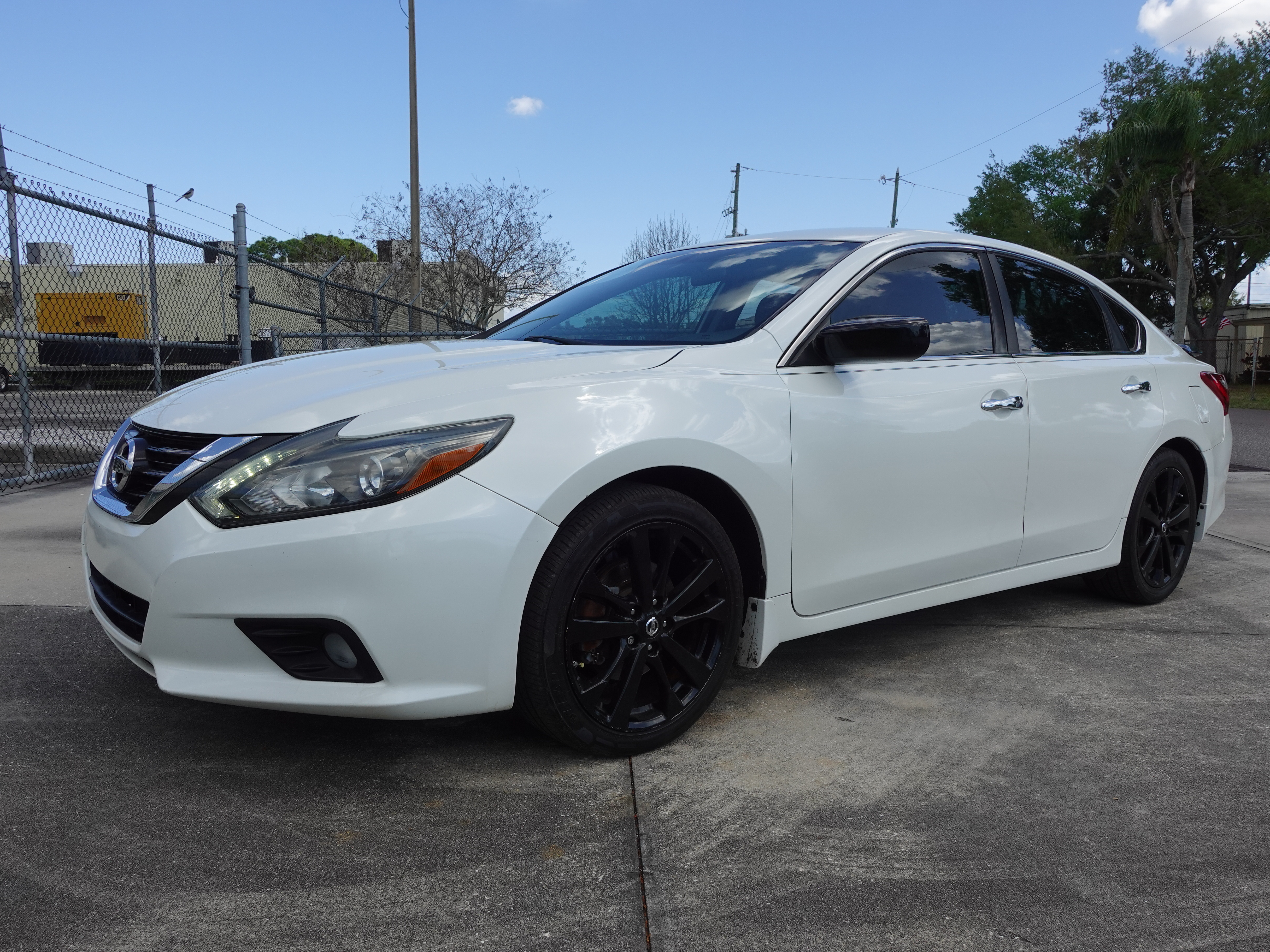 2017 Nissan Altima 2.5 SR ME 8995