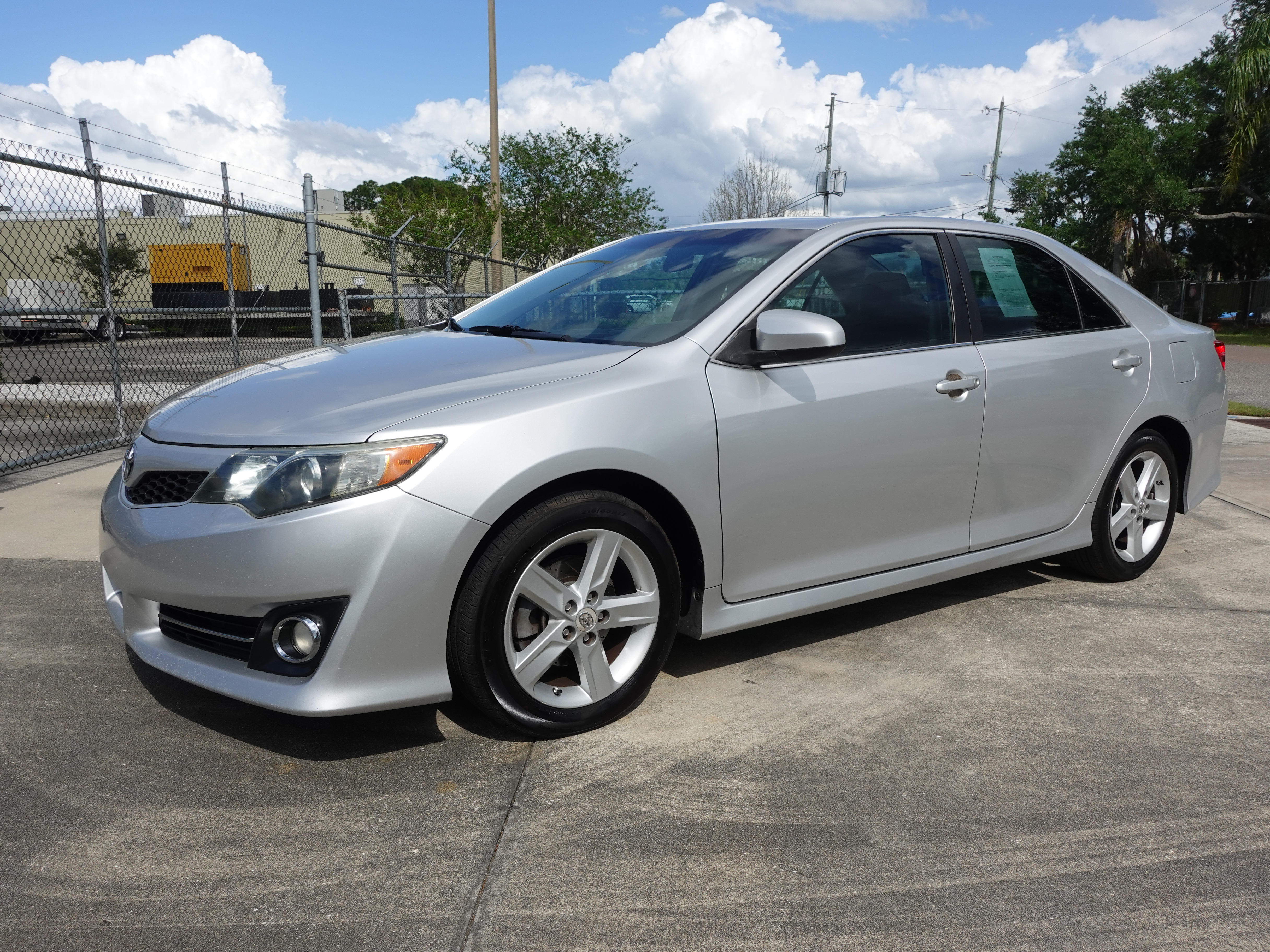 2012 Toyota Camry SE 6995