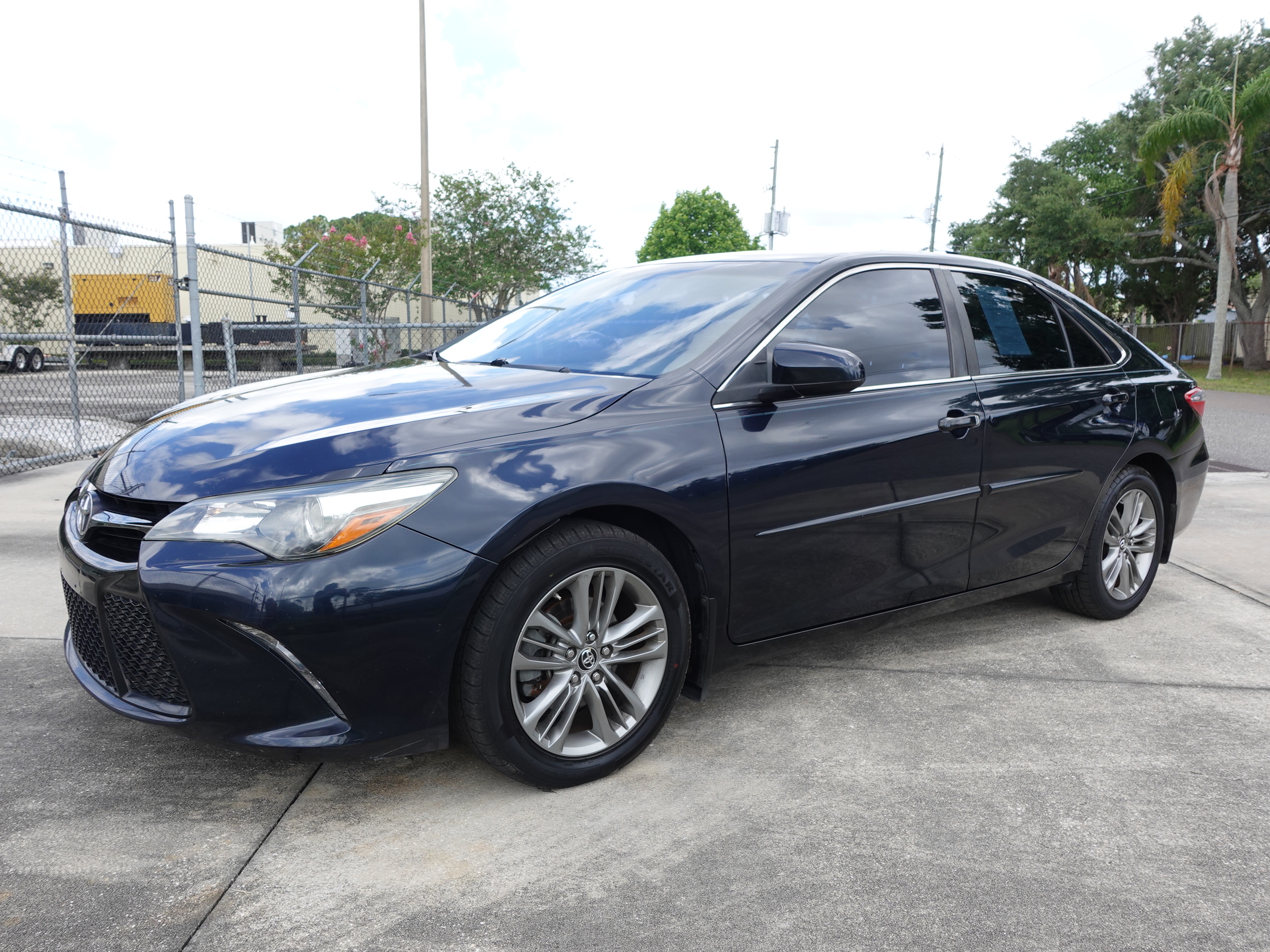 2016 Toyota Camry SE 10995