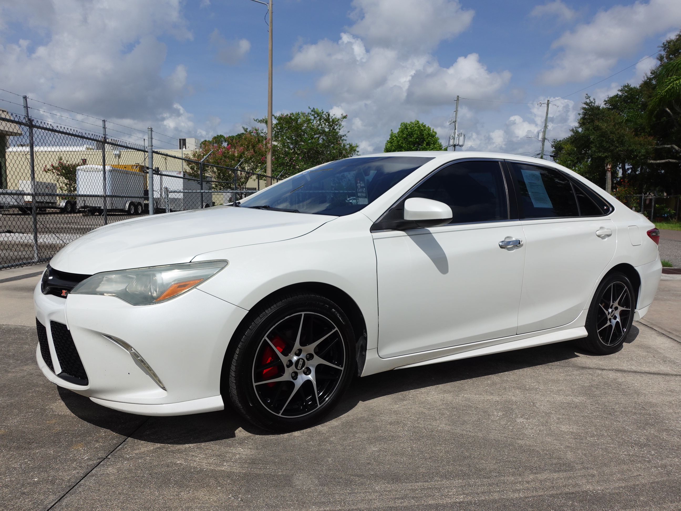 2016 Toyota Camry SE 9995