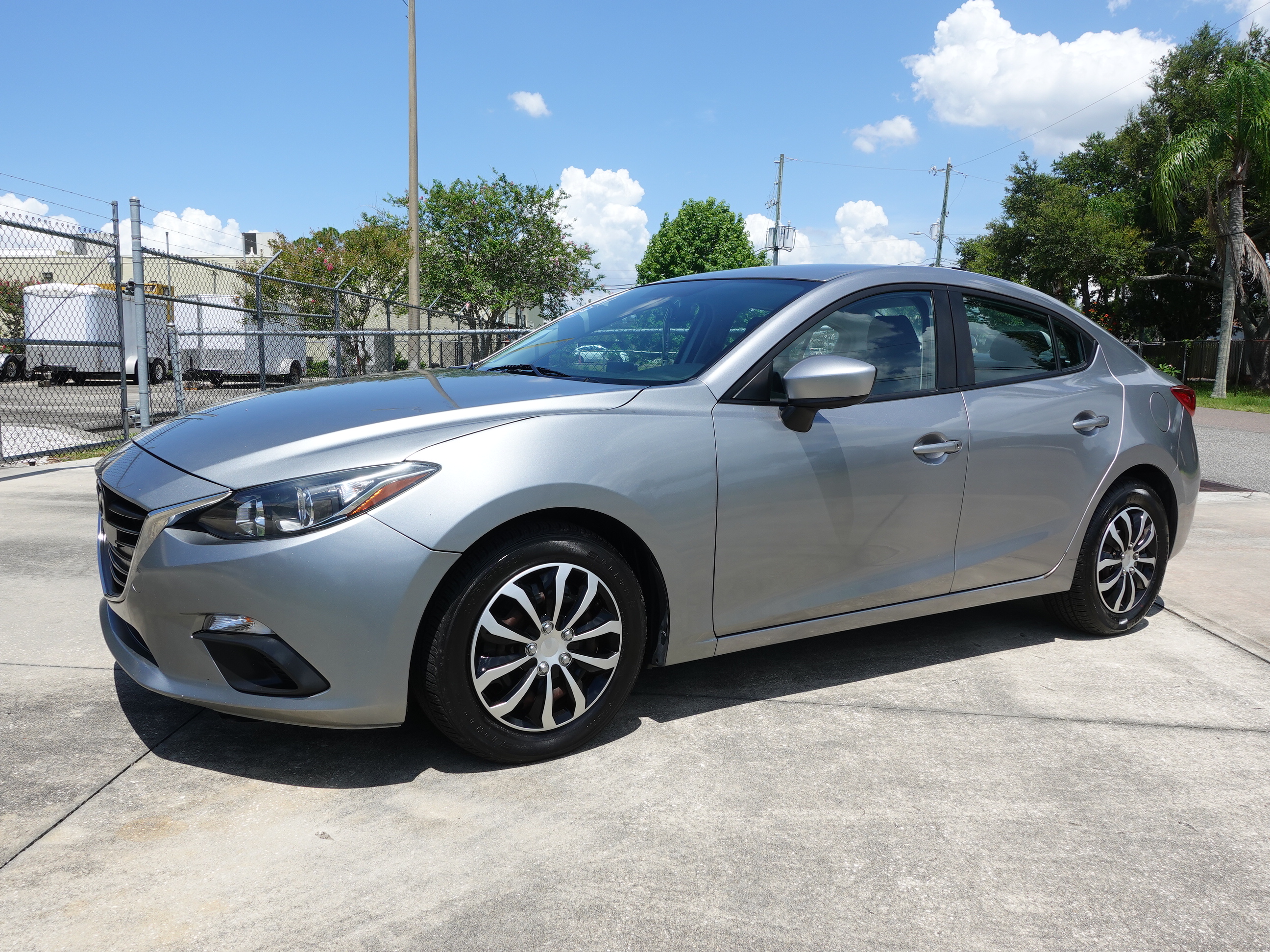 2016 Mazda 3 I Sport 8995