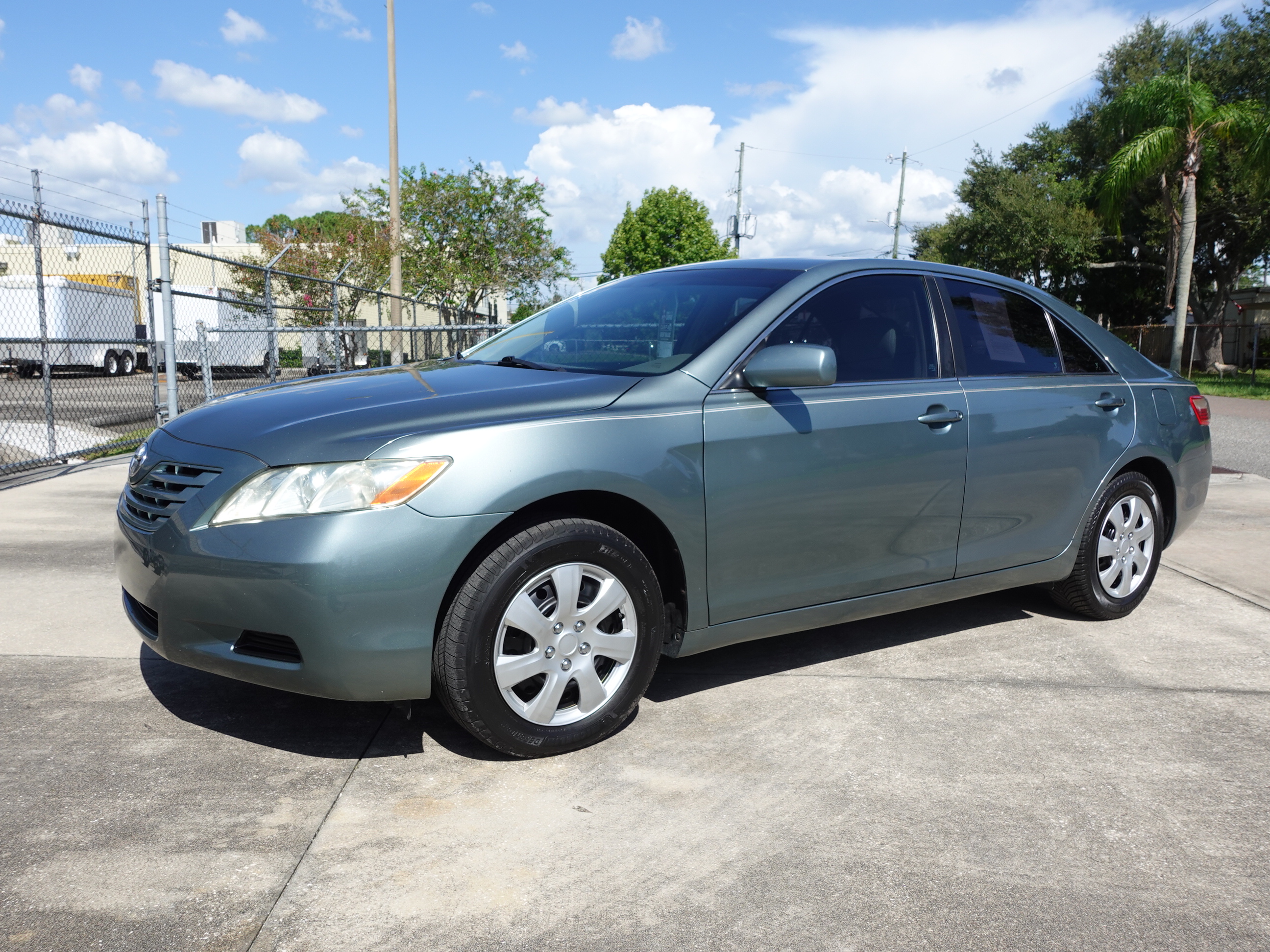 2009 Toyota Camry LE 6995